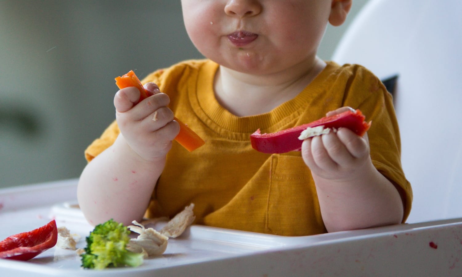 Übergang vom Babybrei zum Familientisch: So gelingt es stressfrei